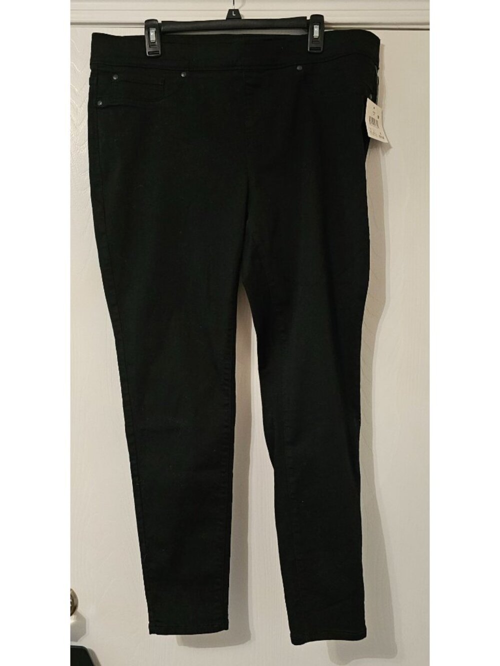 NWT Falls Creek Womens Black Jeggings Sz 18 Stretch Comfortable Everyday Wear